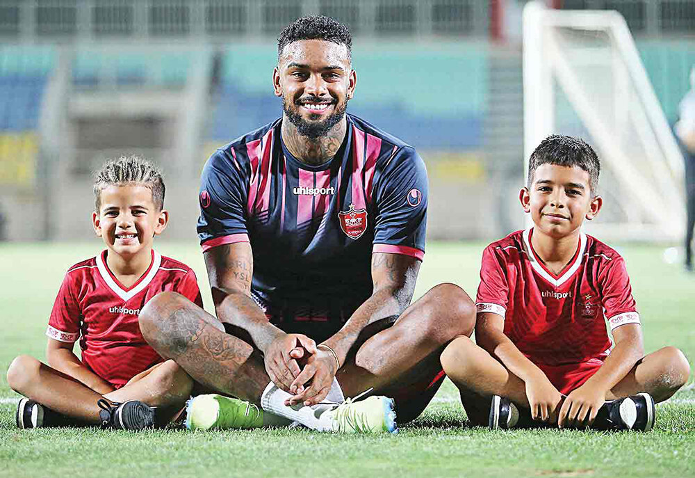 جذب مهاجم دوم و تصمیم سخت گل محمدی | ۲ ستاره حذف می شوند