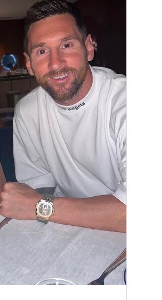 عکس | استایل لاکچری فوق ستاره فوتبال جهان با ساعت میلیاردی