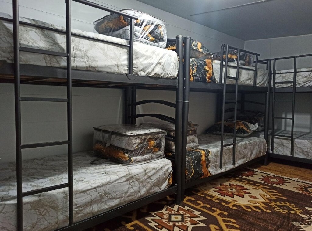 کوچ اجباری مجردهای خانه به دوش به خوابگاههای عمومی