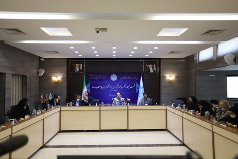 نشست خبري رياست دانشگاه تهران