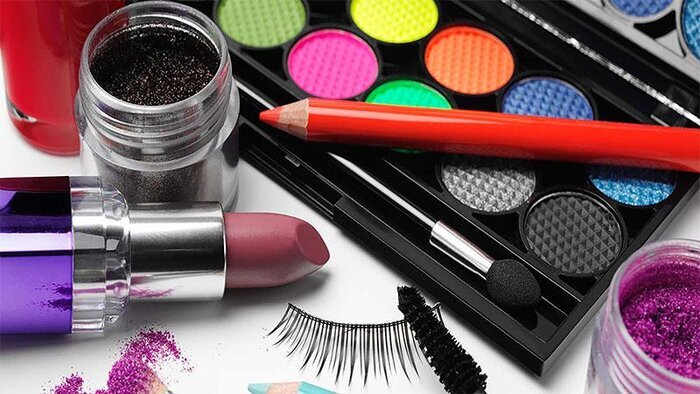 این لوازم آرایش را هرگز در دوران بارداری استفاده نکنید