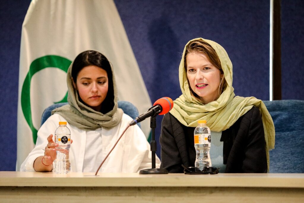 رضا کیانیان: کشورهای بدون تئاتر کمتر در جهان شناخته میشود | دشتآرای: همه گفتههای مترجم نمایشنامه «پدر» وهن مطلق است