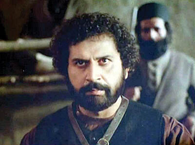 چالشهای بازی در نقشهای سیاسی | خط قرمزم حرف زدن خودم به جای آیت الله هاشمی رفسنجانی بود | وقتی خسرو شکیبایی ۲۵ دقیقه بدون مکث مونولوگ گفت