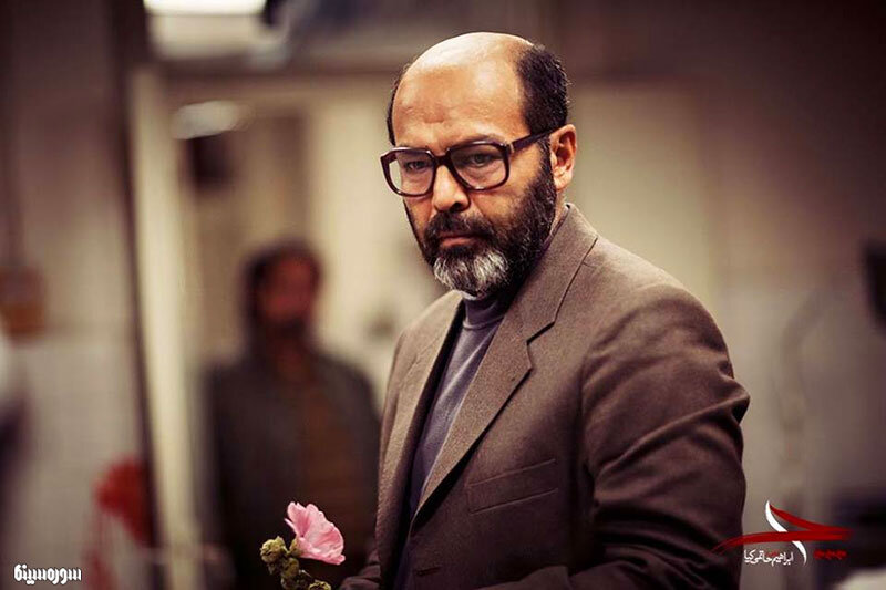 چالشهای بازی در نقشهای سیاسی | خط قرمزم حرف زدن خودم به جای آیت الله هاشمی رفسنجانی بود | وقتی خسرو شکیبایی ۲۵ دقیقه بدون مکث مونولوگ گفت