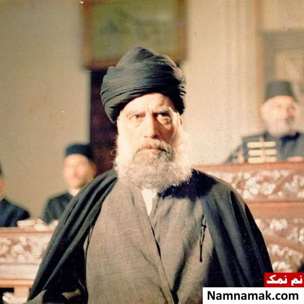 چالشهای بازی در نقشهای سیاسی | خط قرمزم حرف زدن خودم به جای آیت الله هاشمی رفسنجانی بود | وقتی خسرو شکیبایی ۲۵ دقیقه بدون مکث مونولوگ گفت