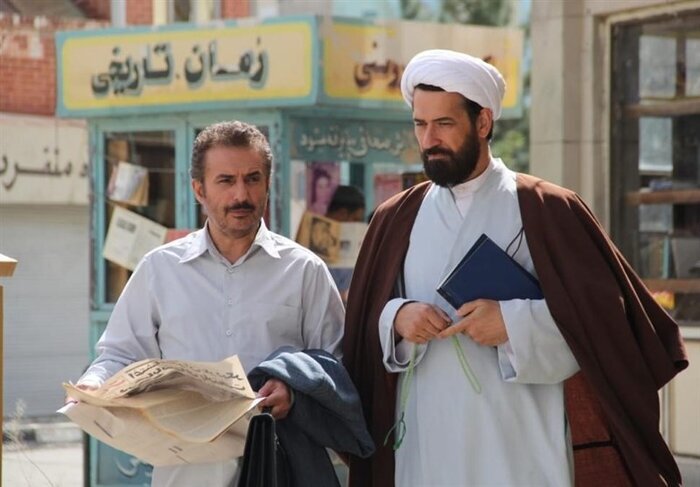 چالشهای بازی در نقشهای سیاسی | خط قرمزم حرف زدن خودم به جای آیت الله هاشمی رفسنجانی بود | وقتی خسرو شکیبایی ۲۵ دقیقه بدون مکث مونولوگ گفت