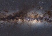 تایم‌ لپس زیبای کهکشان راه شیری و حضور ناگهانی شفق قطبی در تصویر!