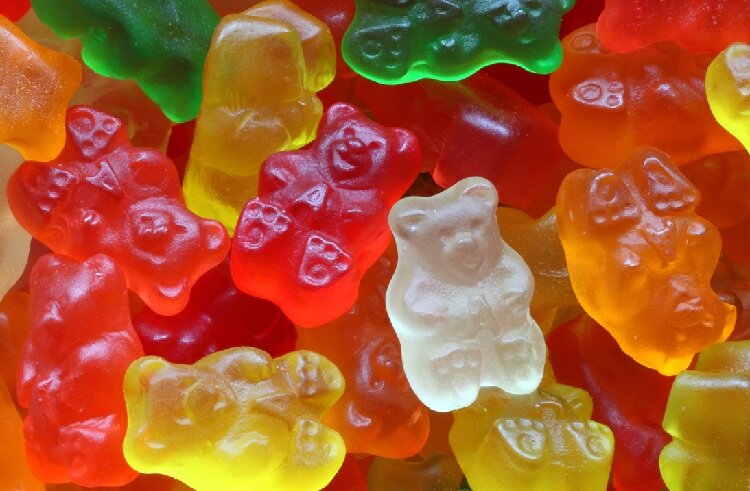 عجیبترین بازیافت جهان شکل میگیرد | تبدیل پرههای توربین به پاستیل و نوشیدنی ورزشی!