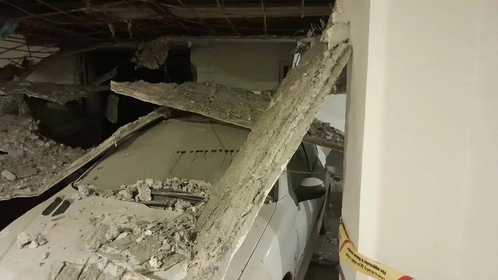 تصاویر | انفجار در پارکینگ سه خودرو سواری را از بین برد | علت انفجار از زبان سخنگوی آتش نشانی