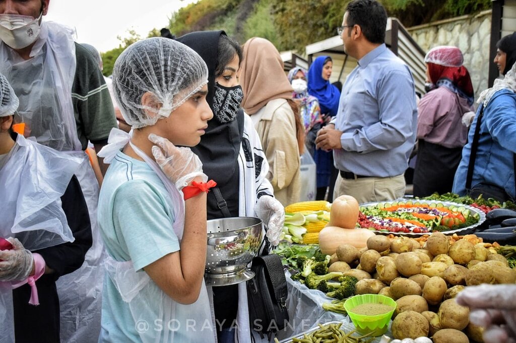 تصاویر | غذاهای خاصی که کودکان اوتیسمی‌ در تهران پختند