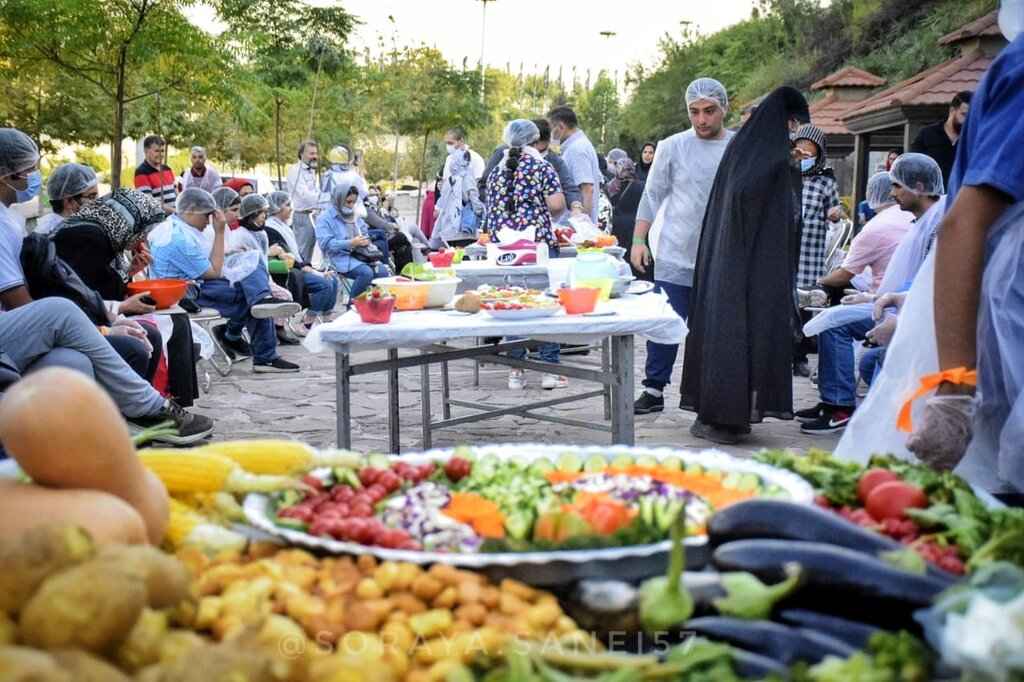 تصاویر | غذاهای خاصی که کودکان اوتیسمی‌ در تهران پختند