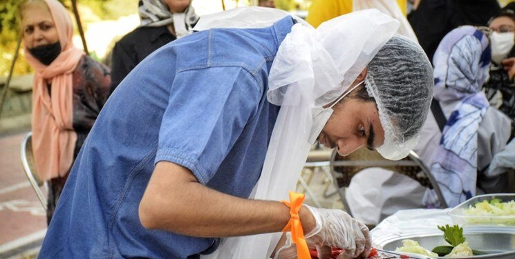 تصاویر | سامان گلریز داور یک جشنواره خاص شد | سالاد پزی به سبک کودکان اتیسم!