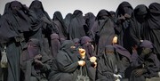 ببینید | روایت زنان داعشی از اردوگاه های الهول؛ با لکه خون پیام می‌فرستند ... | نمی‌توانیم درباره همه موارد صحبت کنیم