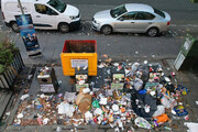 تصاویر اعتراض رفتگران در اسکاتلند | تلنبار زباله‌ها در خیابان‌های شهر