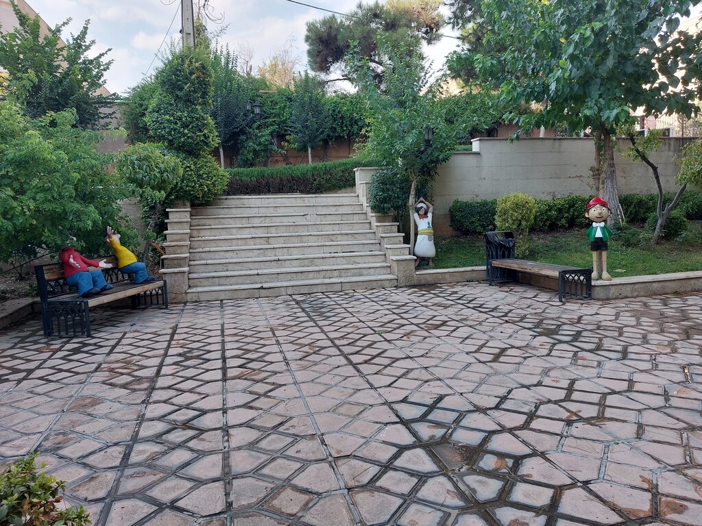 عمارتی برای مجسمههای خاص شهر | نمونه اصلی آثار حجمی تهران اینجاست