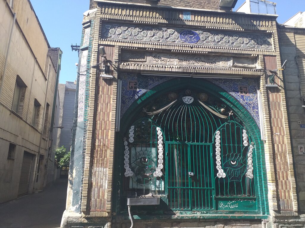 چهارراه حاج مهراب، به یادگار در خاطر قدیمیها | چهارراهی به نام اسطوره فن