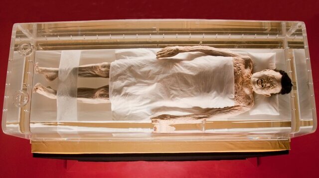 سرگذشت ۷ مومیایی مشهور جهان | دوشیزه یخزده سیبری را ببینید | هشدار؛ این مطلب حاوی تصاویر ناخوشایند است