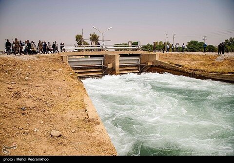 آئین بهره برداری از اَبَر پروژه آبرسانی غدیر