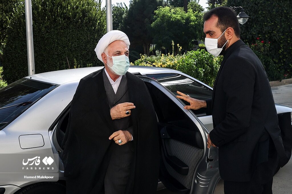 تصاویر نشست رئیسی، قالیباف و اژهای ؛ از لحظه ورود تا نشست مشترک | مهمترین مباحث نشست سران قوا