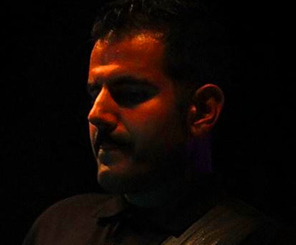 در ترانههایم تجربههایم را می نویسم | «الف» از زندگی روزمره بر میآید