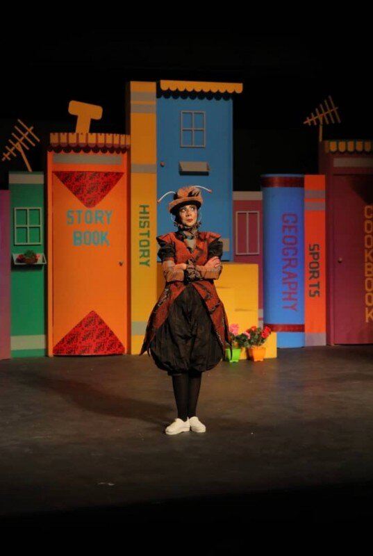 روزهای آخر تعطیلات تابستانی با تئاتر!