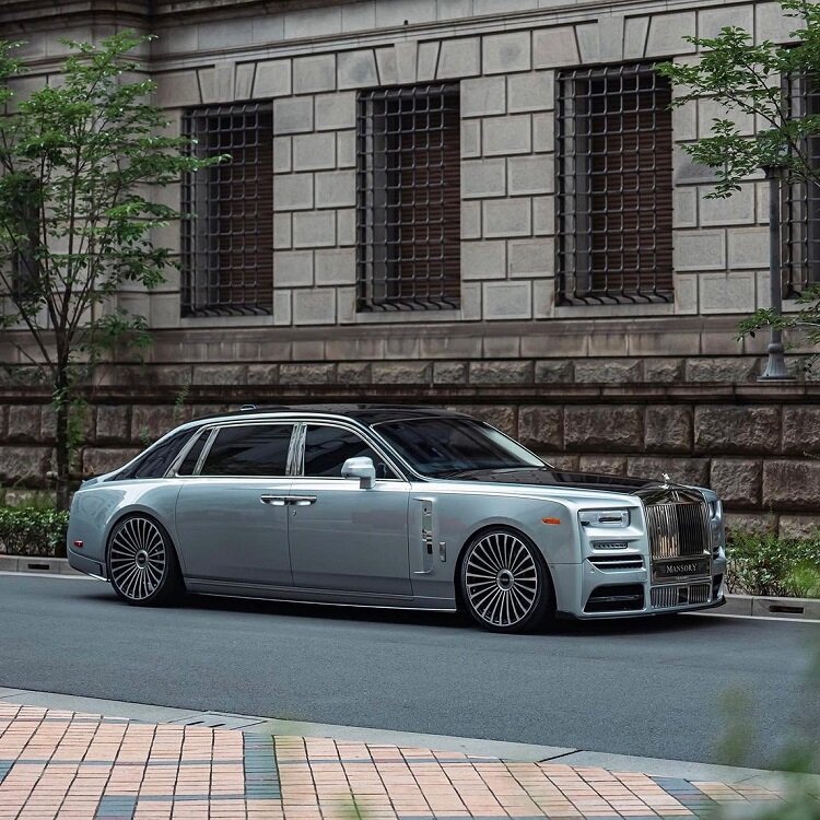 رولزرویس صورتی منصوری | تصاویر فانتومی که خاصتر شده است