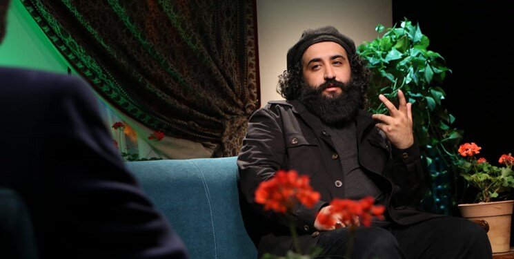 حاج محمود کریمی بهترین مداح ۲۰ سال اخیر است