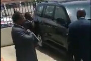 ببینید | وزیر کار گینه از رییس جمهور کتک خورد!