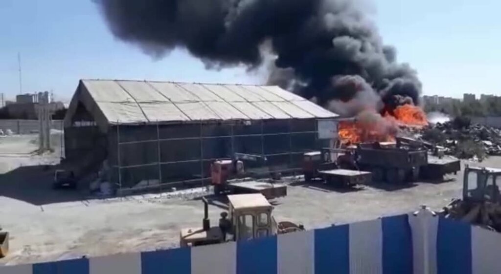 نگرانی اهالی یک محله از وجود همسایه پردردسر | خطر انفجار بیخ گوش ماست!