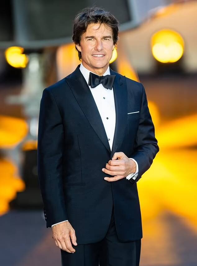 تصاویر | بدلکاری خطرناک و جدید تام کروز برای فیلم بعدی «ماموریت غیرممکن»