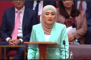 ببینید | شعرخوانی زن افغان‌تبار پارلمان استرالیا از سعدی شیرازی