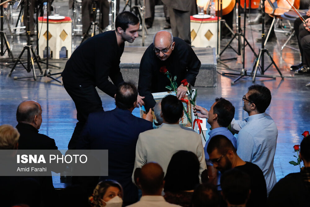 تصاویر | اجرای موسیقی نمایش علمدار در تالار وحدت