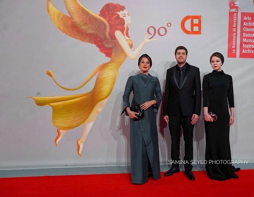 عکس | بازیگران ایرانی روی فرش قرمز بی رویا در ونیز | طناز طباطبایی در کنار مدیر جشنواره فیلم ونیز