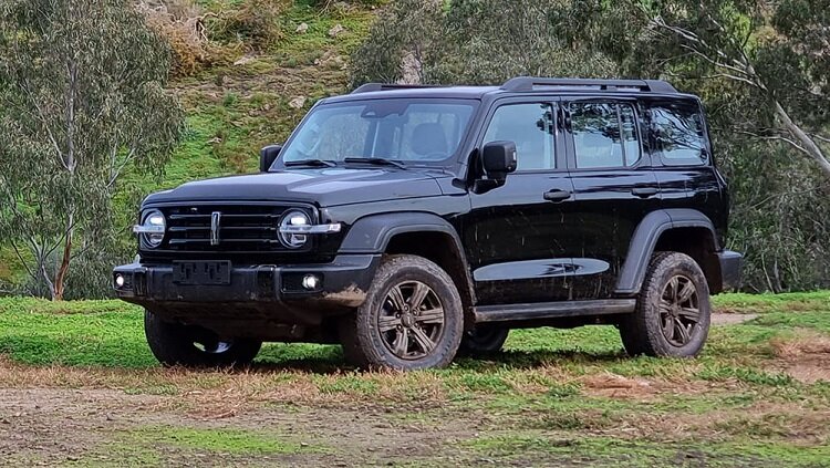 تصاویری از یک تانک خیابانی | قدرتمند، لوکس و ارزان