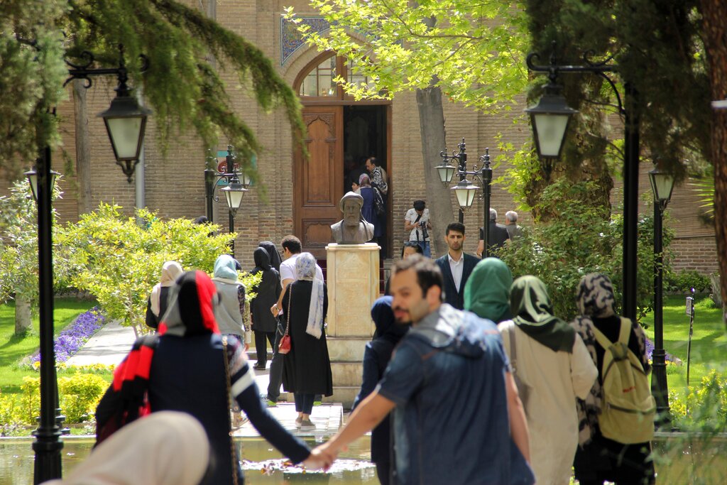 تصاویر | باغ ۲۰۰ ساله تهران؛ ازقتلگاه صدراعظم قاجار تا تحصیل نامداران ایران | عروسی ناصرالدین شاه در این باغ برگزار شده است