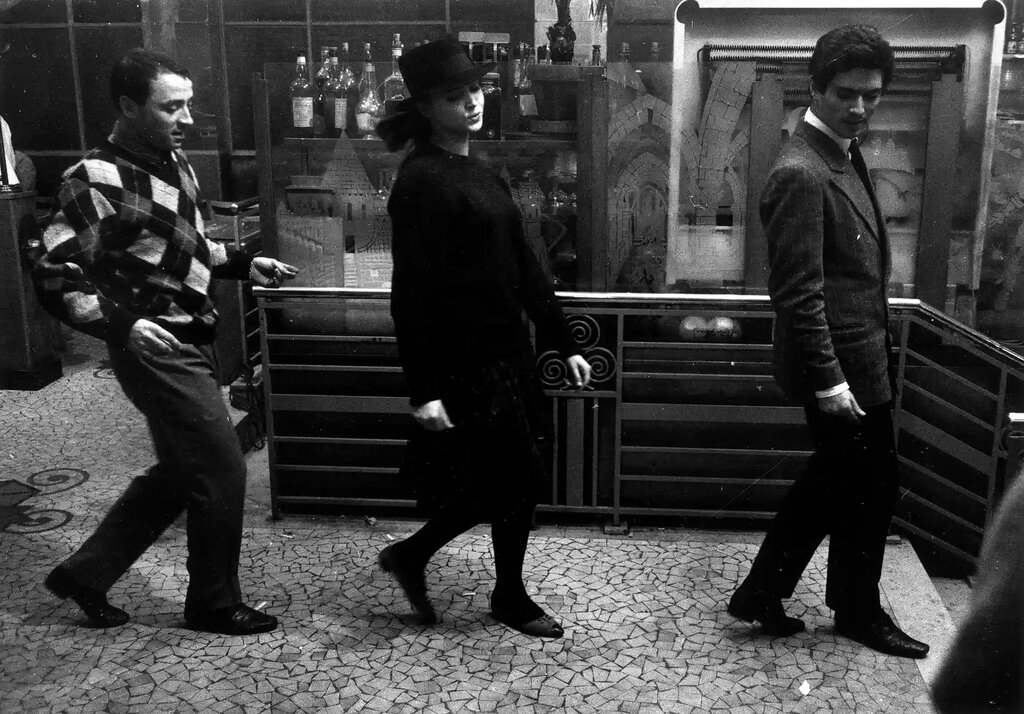 تصاویر | قاب هایی متفاوت از زندگی و آثار ژان لوک گدار | کارگردانی که سنت‌های هالیوود را به چالش کشید