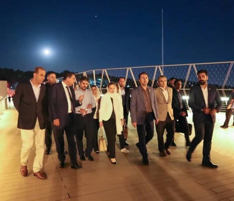 تصاویر | پوشش وزیر خانم بشار اسد در تهرانگردی | چهرههایی که لبانه مشوح را همراهی کردند