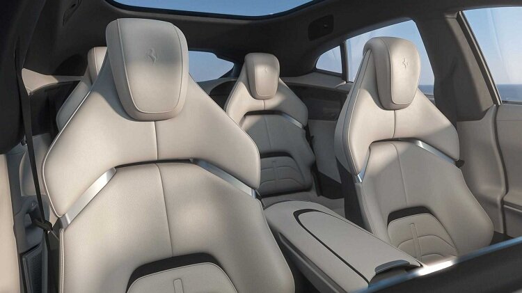 رونمایی از نخستین فراری چهار در تاریخ | تصاویری از پورسانگ ۲۰۲۳