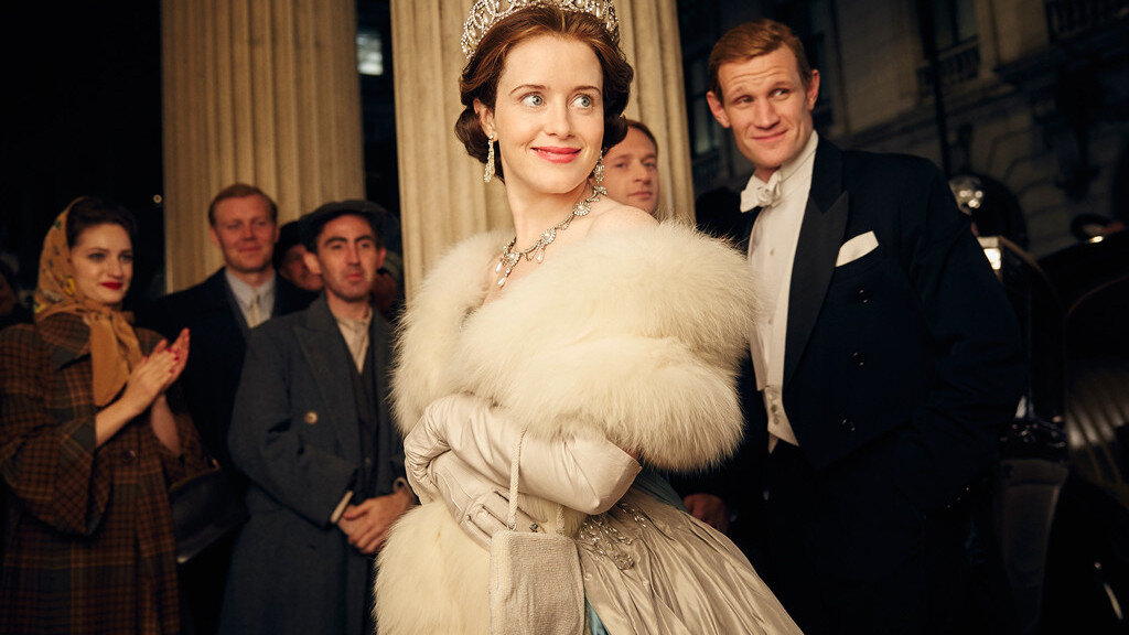 چیزهای عجیبی که درباره سریال ملکه انگلیس نمیدانید | چرا الیزابت قرار نبود به سلطنت برسد؟