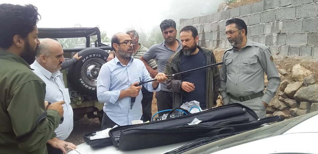 تصاویر | نجات بزرگترین گوشت خوار جهان در رودبار | لحظه به لحظه نجات را ببینید