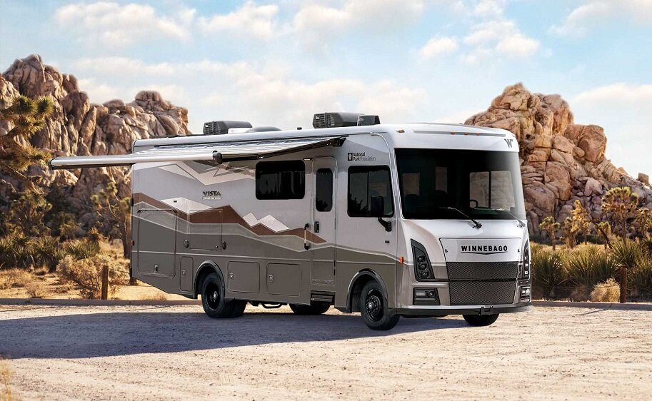 تصاویری از یک کاروان جمعوجور که ۶.۵ میلیارد تومان قیمت دارد | آشپزخانه سیار!