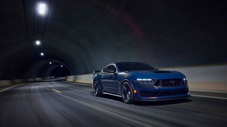 نگاهی به اسب سیاه جدید | تصاویری از مهیجترین و سرگرمکنندهترین موستانگ تاریخ