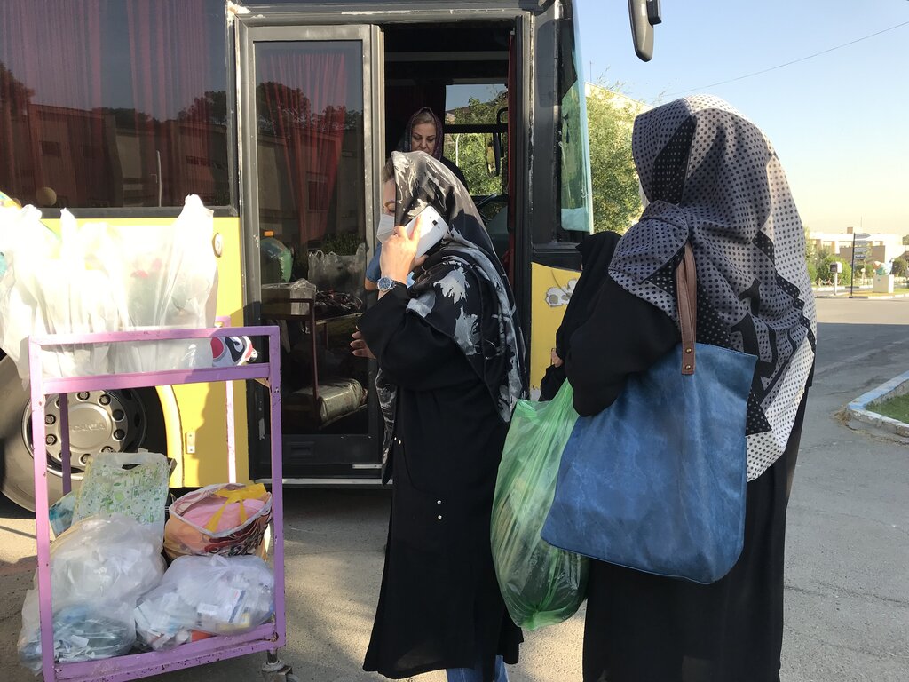 پای صحبت چهره معروف شبکههای مجازی و نیکوکارِ از تورنتو برگشته | شنبهها نارون کهریزک بوی خانه را میدهد