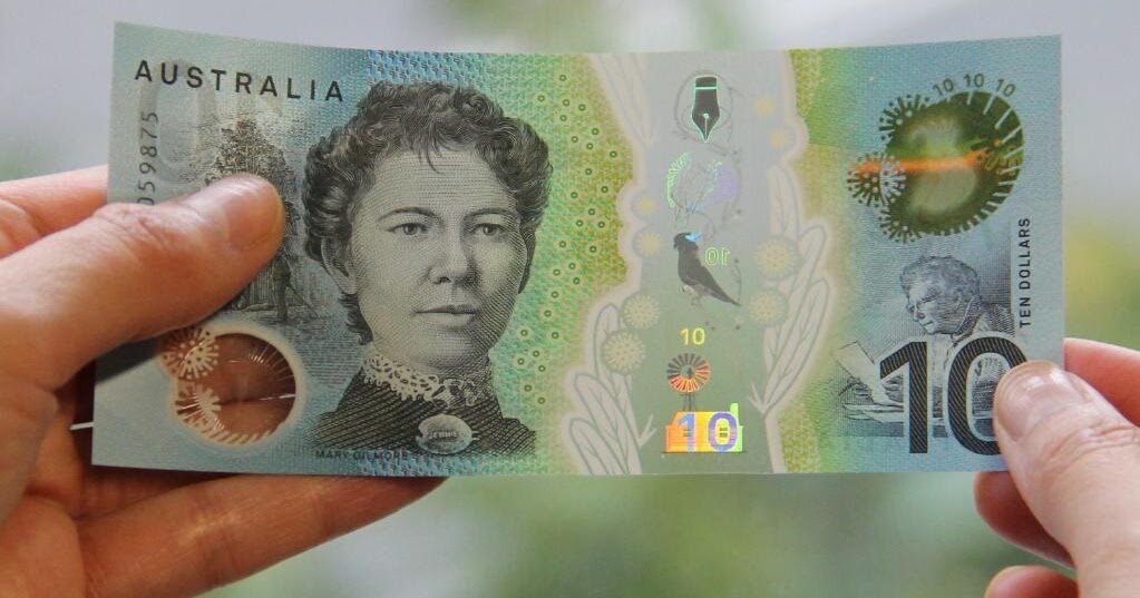 تصاویر ۷ اسکناس خاص جهان | تنها ارز عمودی دنیا ببینید | پول قابل شستشو متعلق به کدام کشور است؟