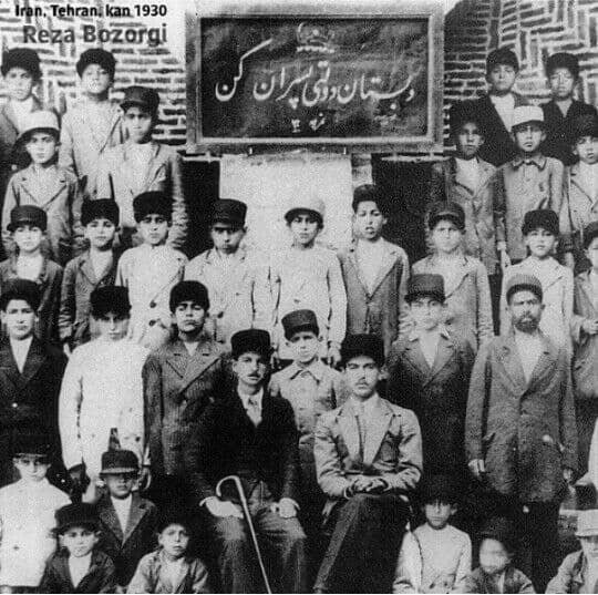 روایت‌هایی خواندنی از قدیمی‌ترین مدرسه غرب تهران | وقتی آب دادن خر مهم‌تر از درس خواندن بود