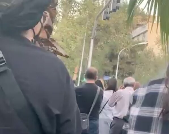 تصاویر تجمع اعتراضی در خیابان حجاب تهران