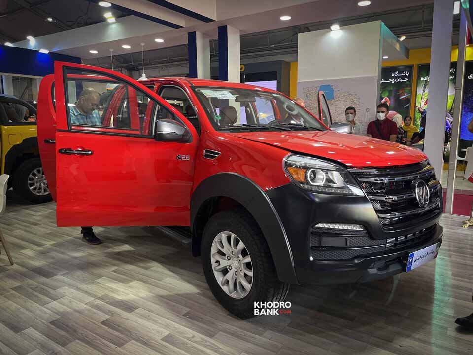تصاویر | دورهمی خودروهای ماجراجو در تهران / جمع این ابر خودروها جمع است! 18