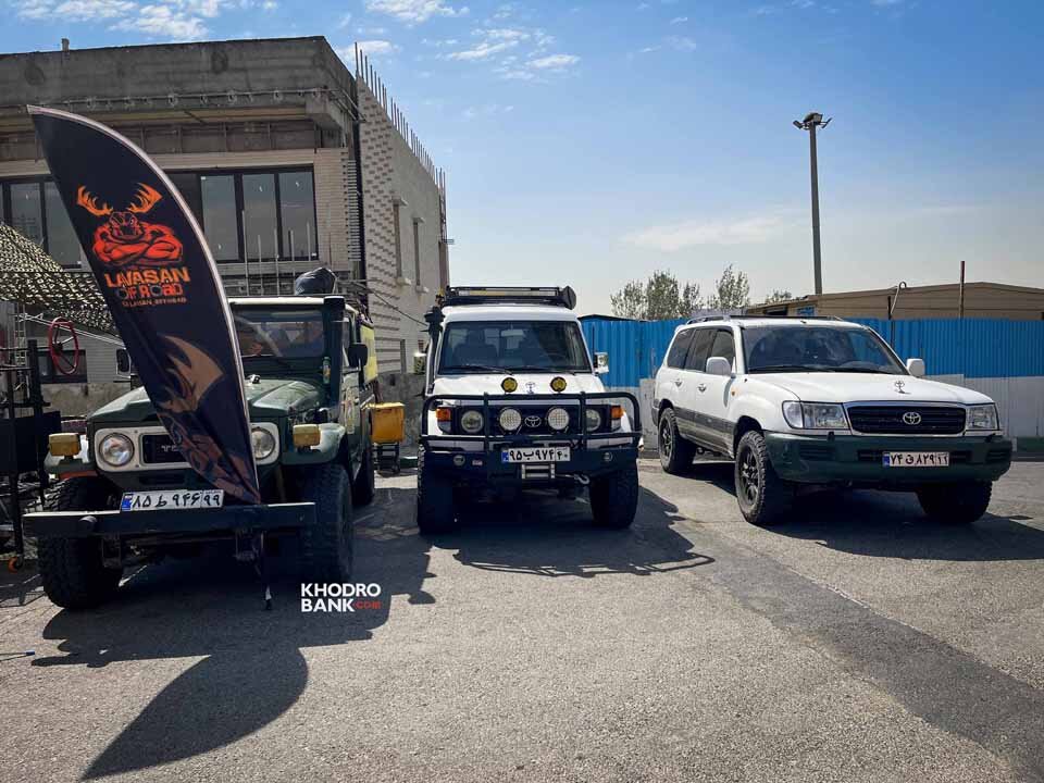 تصاویر | دورهمی خودروهای ماجراجو در تهران / جمع این ابر خودروها جمع است! 34