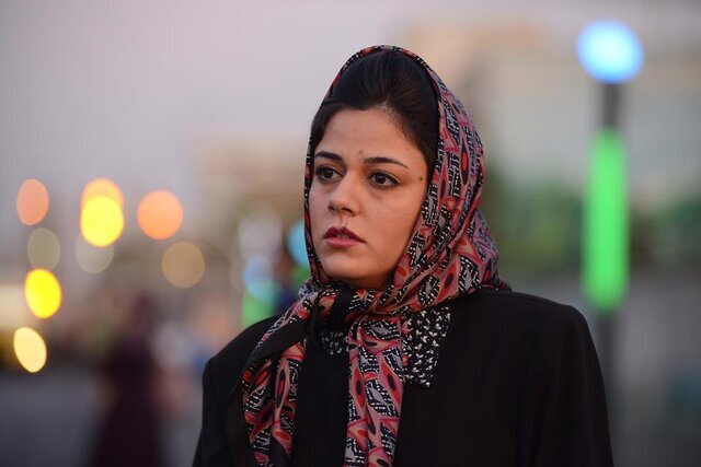 زندگینامه: ماهور الوند: (۱۳۷۳-)