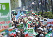 تصاویر | ایران علیه آشوب؛ خروش نمازگزاران علیه اغتشاشات اخیر | درخواست راهپیمایان از قوه‌قضائیه